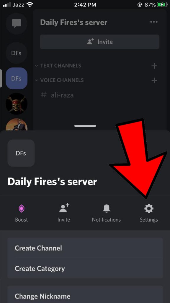 how to delete a discord server on mobile
